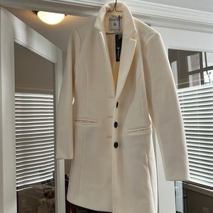 Women’s cream trench coat